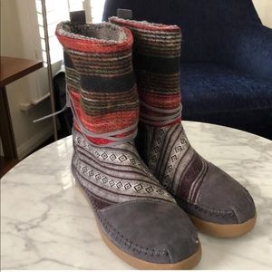 TOMS Nepal Boots